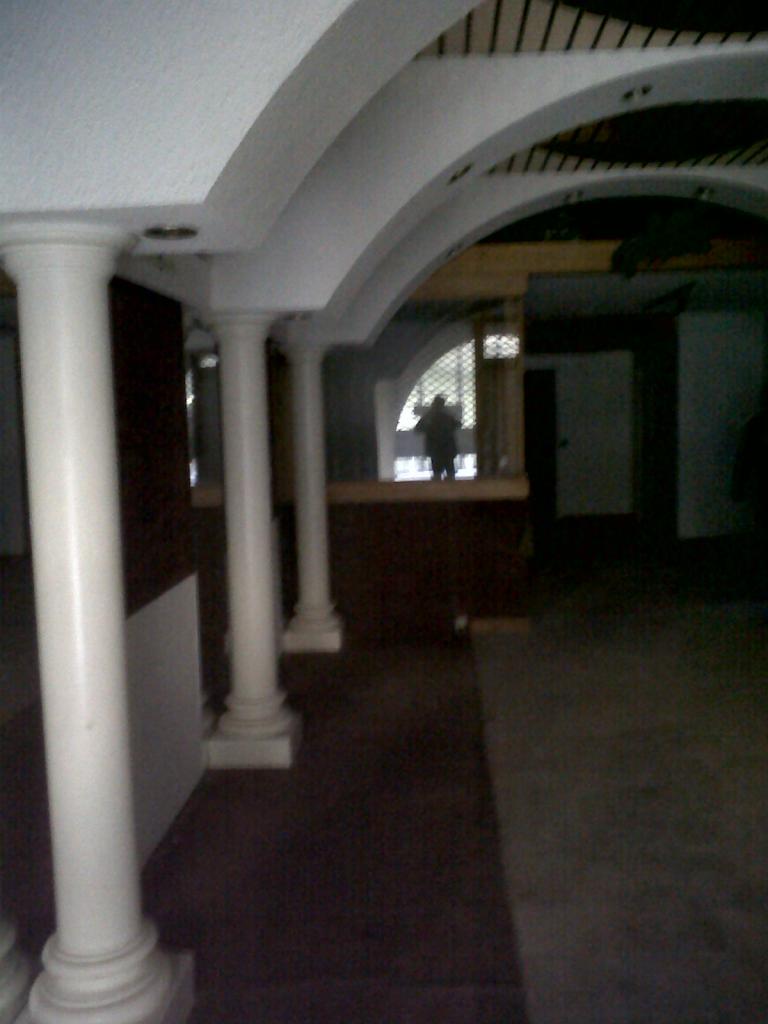 IMG00027-20101204-1117